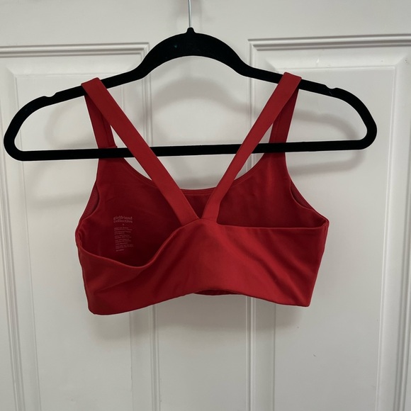 Girlfriend Collective Ember Lou V-Back Bra in tart red size small - Picture 5 of 6